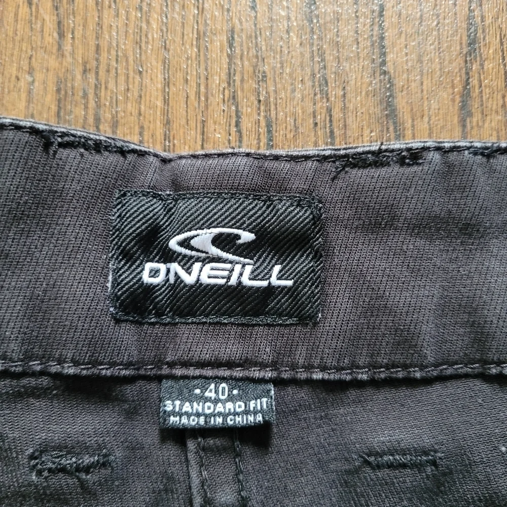 O'Neill Black Raw Hem Standard Fit Shorts Size Men's 40